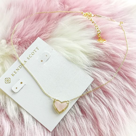 Gold Ari Heart Rose Quartz Pendant Necklace - Picture 2 of 3